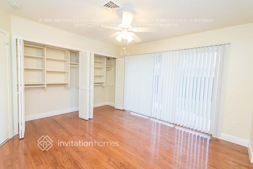 Building Photo - 1384 SW 14th Ave