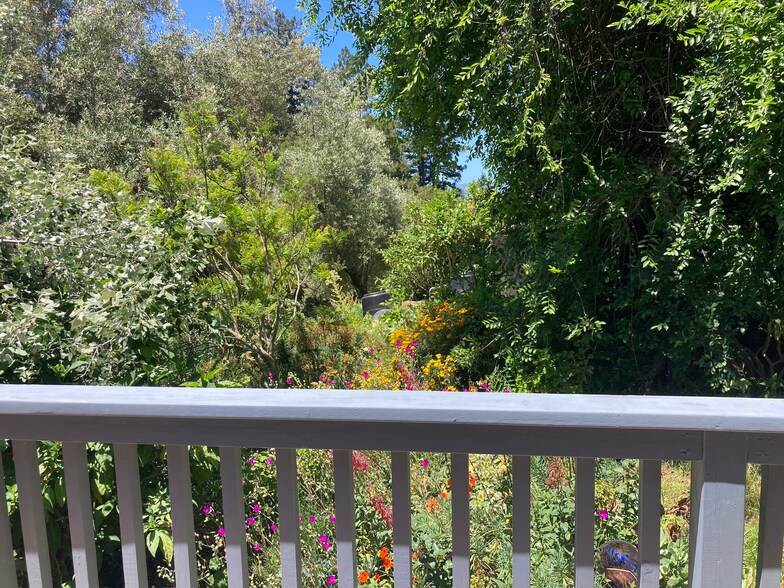 Garden View - 855 Granite Ridge Dr