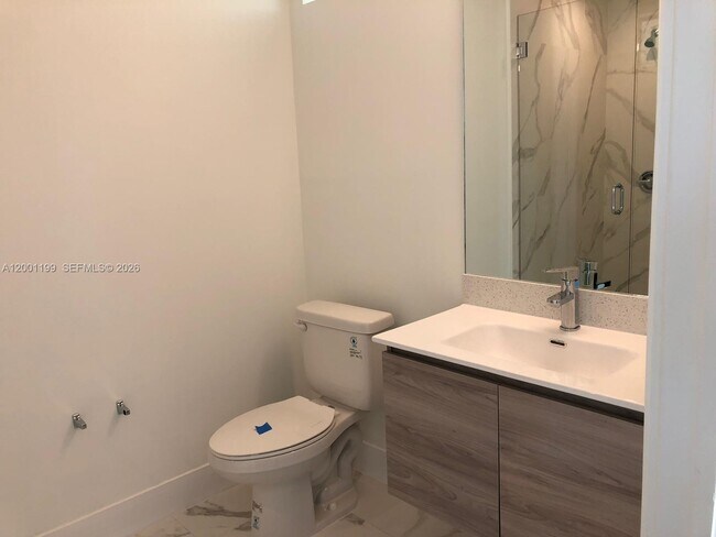 Building Photo - 4100 SW 64th Ave