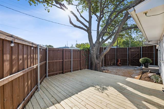 Building Photo - 501 Rogers Way