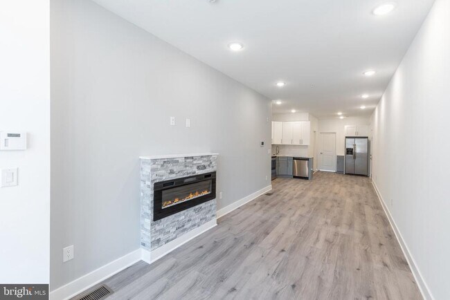 Building Photo - 1423 N 8th St