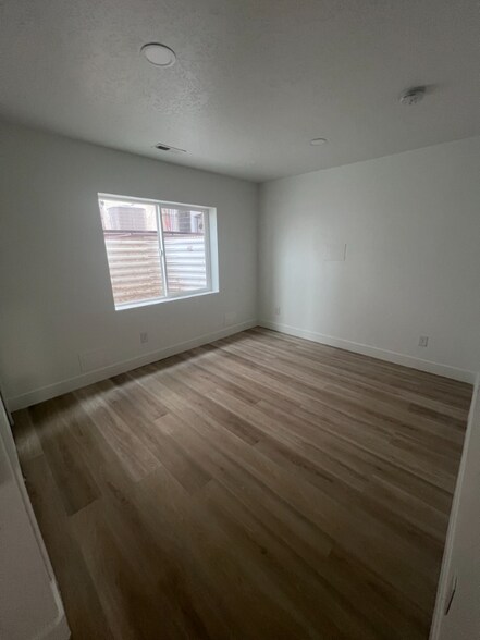 Building Photo - 1315 N 3830 W