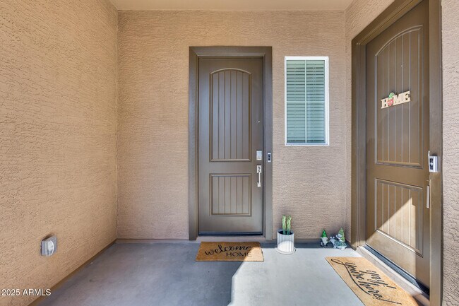 Building Photo - 7694 W Desert Spoon Dr