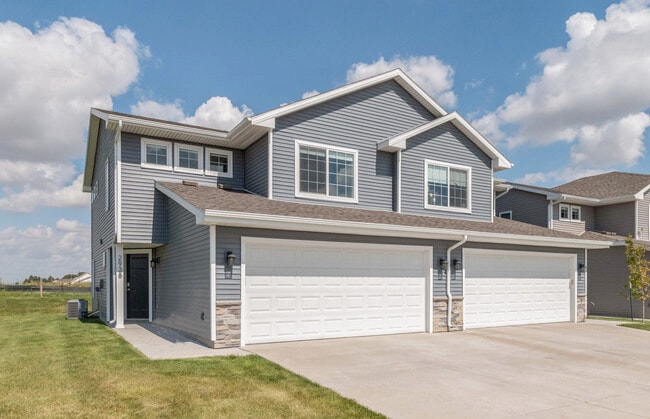 Building Photo - Village at Rock Creek