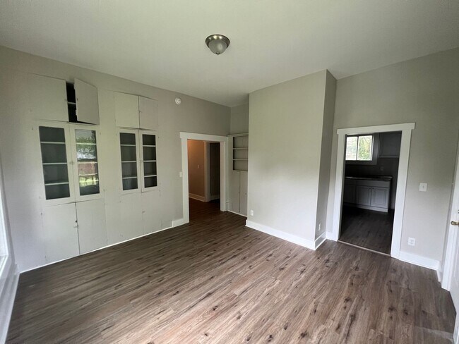 Building Photo - Historic Home In Chattanooga