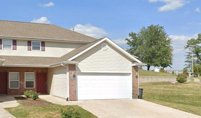Primary Photo - 7463 Arratt Ct