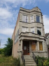 Building Photo - 1538 S Millard Ave