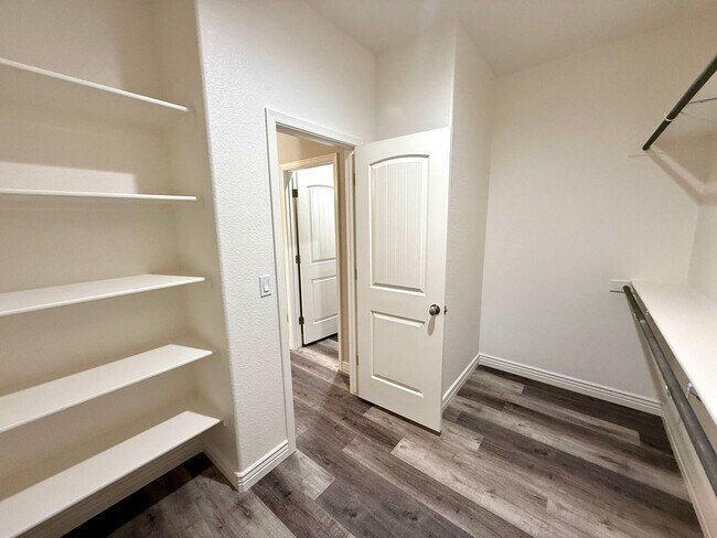 Building Photo - Gorgeous 2025 Built 3 Bedroom 2 Bath Home! *HOME IS CURRENTLY OCCUPIED, PLEASE DO NOT DISTURB THE...