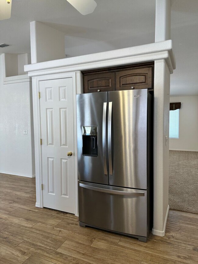 Building Photo - Long Term unfurnished - Pets allowed - Ple...