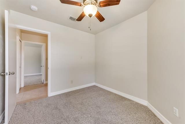 Building Photo - 1406 Collin Dr