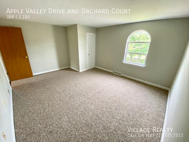 Building Photo - 710 Apple Valley Dr