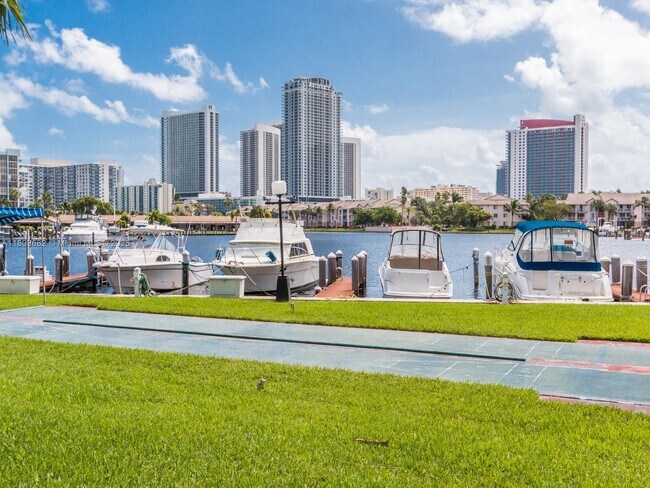 Building Photo - 600 Three Islands Boulevard