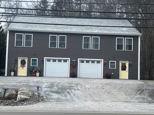 Building Photo - 135 Surry Rd