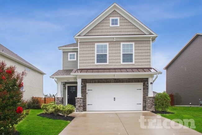 Building Photo - 313 Fairford Rd