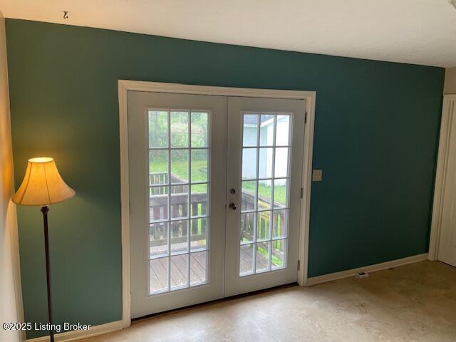 Building Photo - 9103 Cedarwood Dr