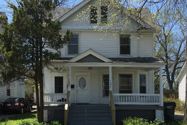 Primary Photo - 1506 Garden Dr
