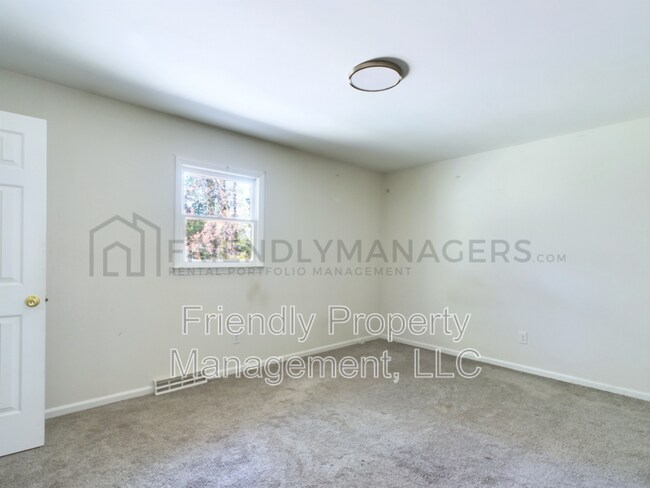 Building Photo - 4071 Greene Haven Dr