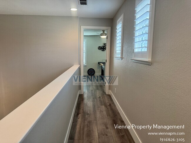 Building Photo - 2169 Mount Errigal Pl