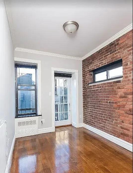 Building Photo - 3 bedroom in New York NY 10011