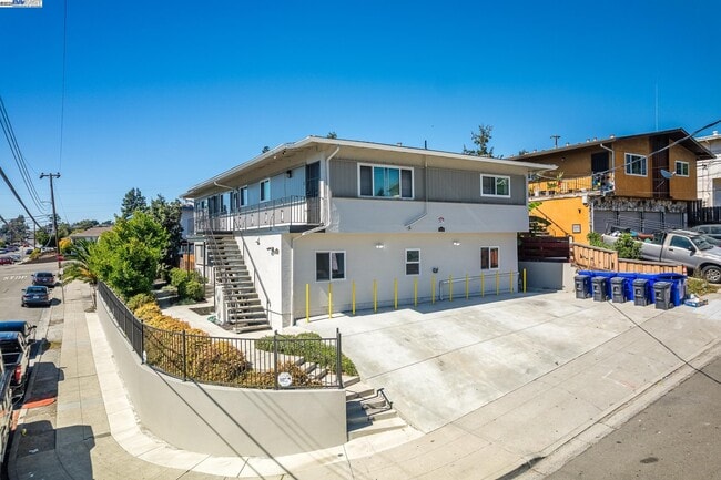 Building Photo - 16318 Maubert Ave