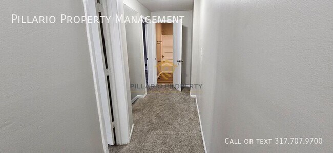 Building Photo - 933 N Dearborn St