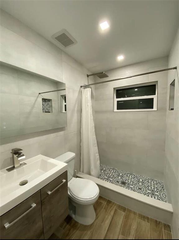 Building Photo - 902 NE 38th St