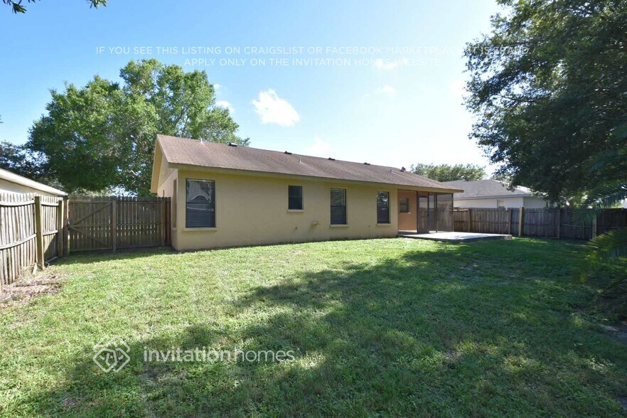 Building Photo - 6408 63rd St E