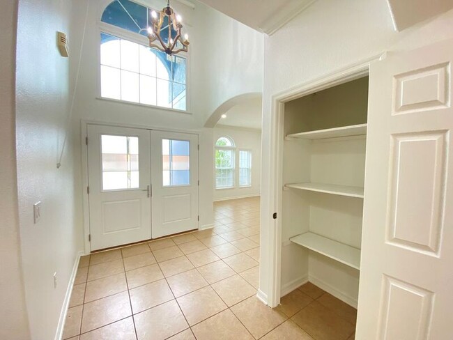 Building Photo - 13110 Moss Park Ridge Dr