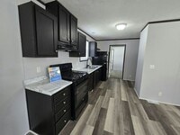 Building Photo - 884 MacBeth Cir