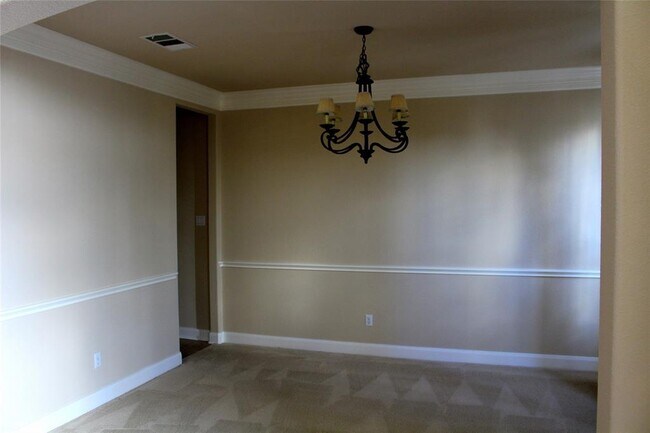 Building Photo - 7617 Menler Dr