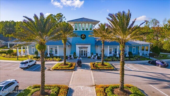 Building Photo - 552 Meadow Creek Dr