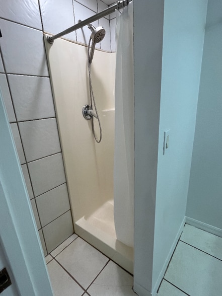 Building Photo - 4118 Nelson Ave