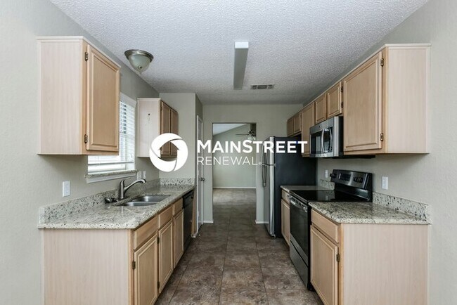 Building Photo - 3 Bedroom Pet-Friendly Home in Fort Worth,...