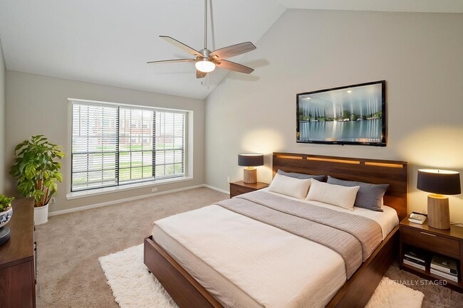 Building Photo - 2017 Spinnaker Dr