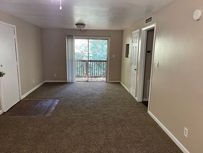 Building Photo - MIDTOWN STATION