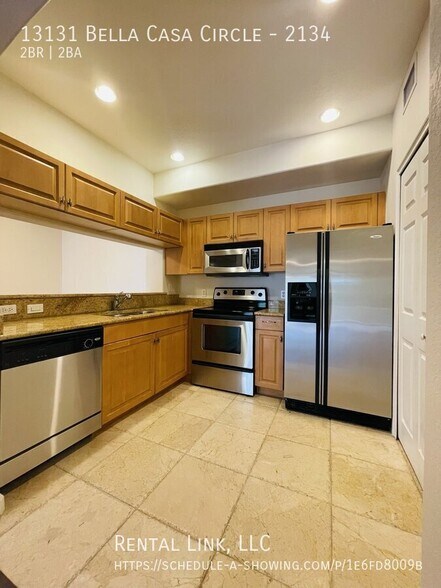 Building Photo - 13131 Bella Casa Cir