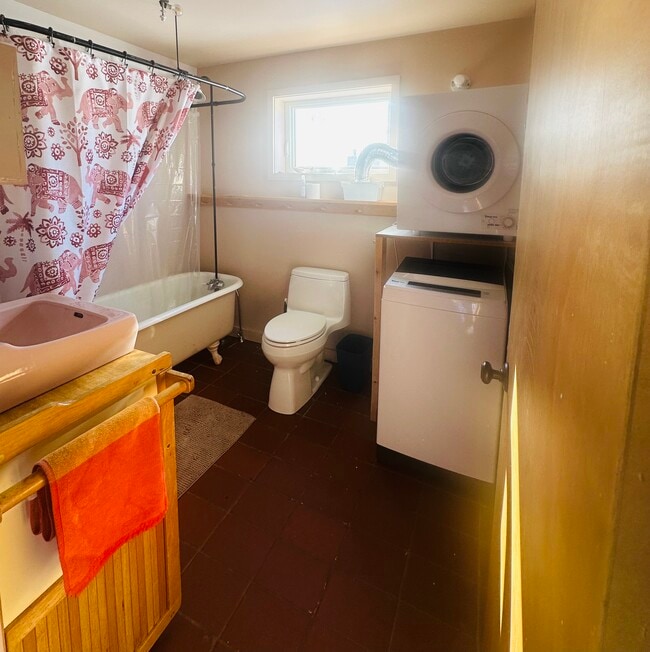 Building Photo - 51946 NY-10