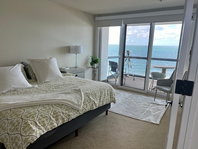 (furnishings not included) - 575 Esplanade