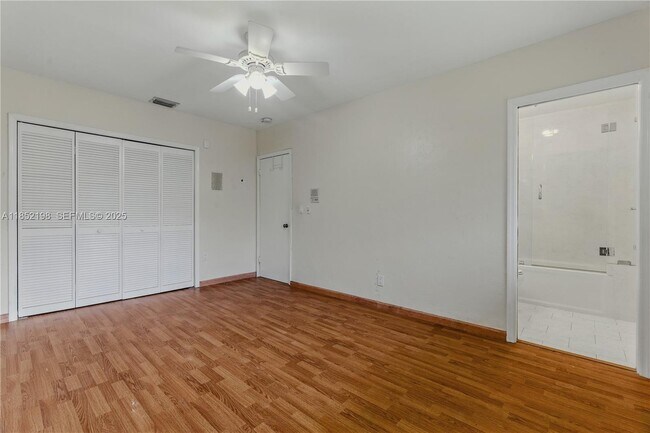 Building Photo - 17900 SW 77th Ave