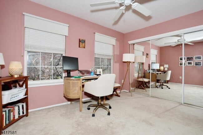 Building Photo - 2051 Charles Ct