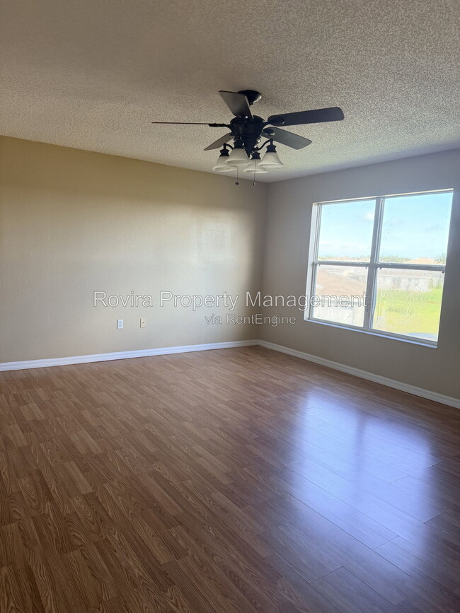 Building Photo - 2225 Rio Grande Canyon Loop