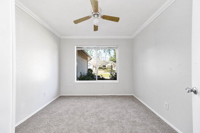 Building Photo - 3423 Nutwood Ln