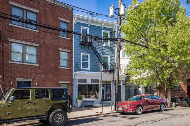 Building Photo - 373-375-375 3rd St