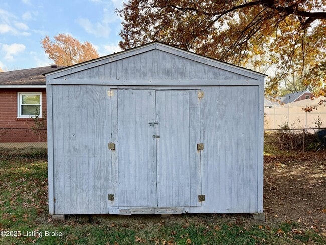 Building Photo - 5100 Miles Ln