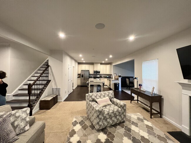 Building Photo - 4206 Manor Field Dr