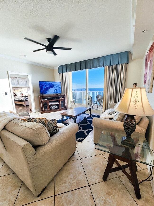 Building Photo - 16819 Front Beach Rd