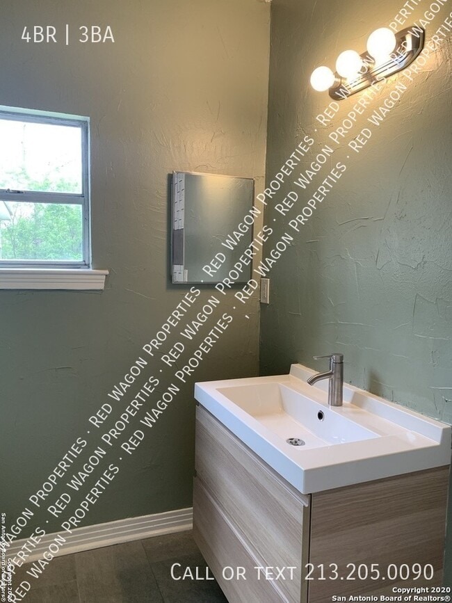 Building Photo - 155 N Josephine Tobin Dr