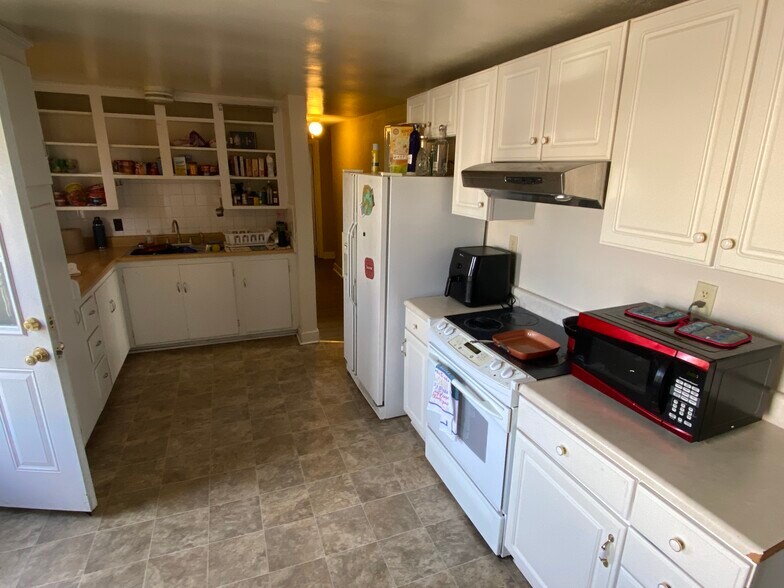 Building Photo - 103 Lucas Dr