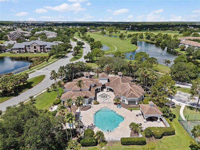Building Photo - 13929 Fairway Island Dr