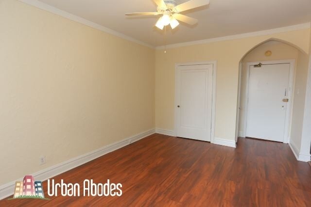 Building Photo - 4823 N Damen Ave